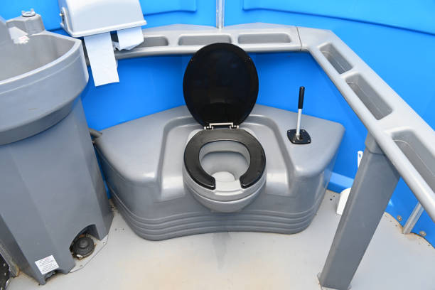 Portable Toilet Options We Offer in Diamond Ridge, AK